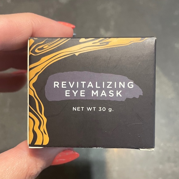 Charlotte Starr Revitalizing Eye Mask - Picture 2 of 6